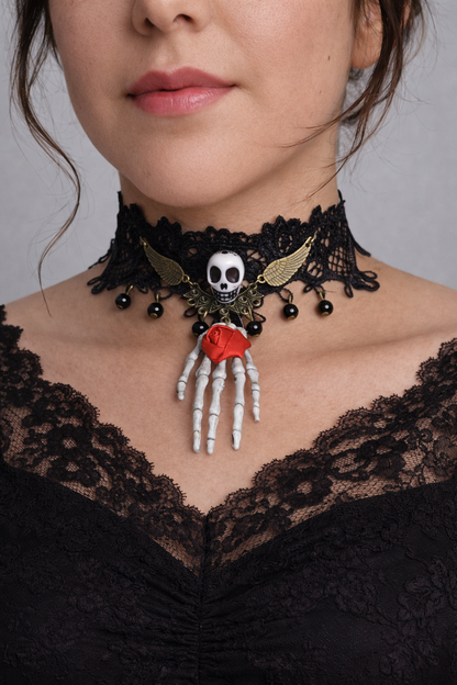Gargantilla Black Rose Skull de Encaje Negro