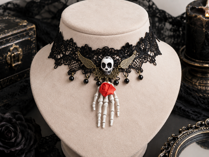 Gargantilla Black Rose Skull de Encaje Negro