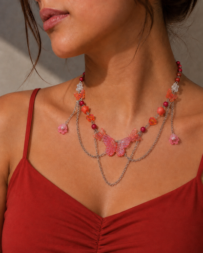 collar rojo rubi